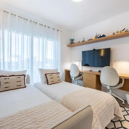 Luxury Penthouse By Alzira *