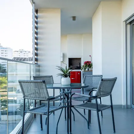 New # Luxury Penthouse By Alzira Apartment