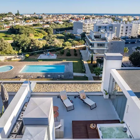 New # Luxury Penthouse By Alzira Appartement Albufeira