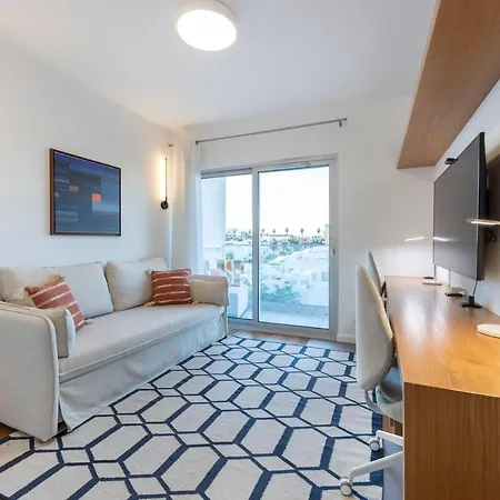 New # Luxury Penthouse By Alzira Appartement