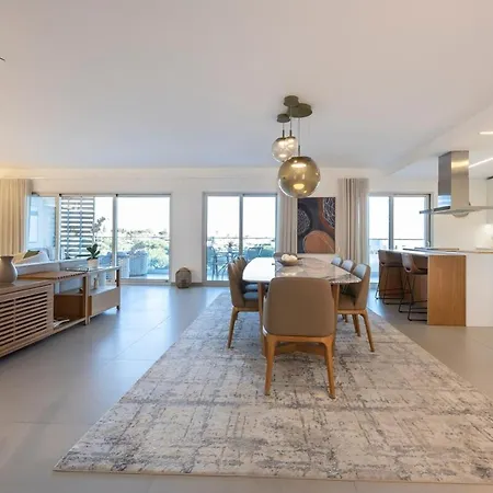 New # Luxury Penthouse By Alzira Appartement