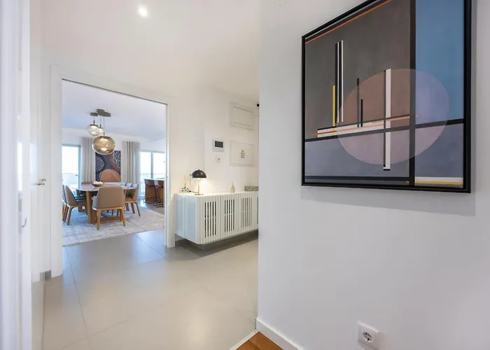 Luxury Penthouse By Alzira Apartment