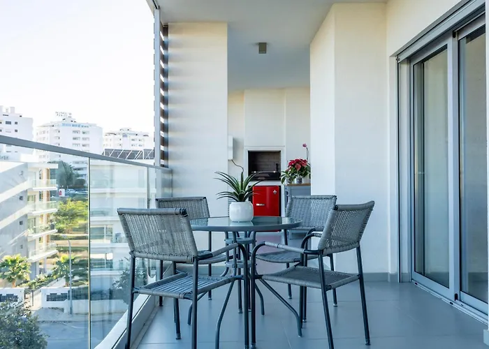 Luxury Penthouse By Alzira Apartment