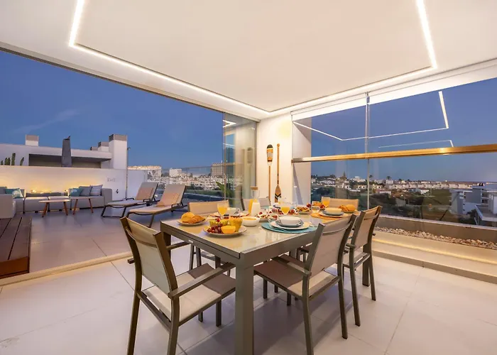 Luxury Penthouse By Alzira Apartment *